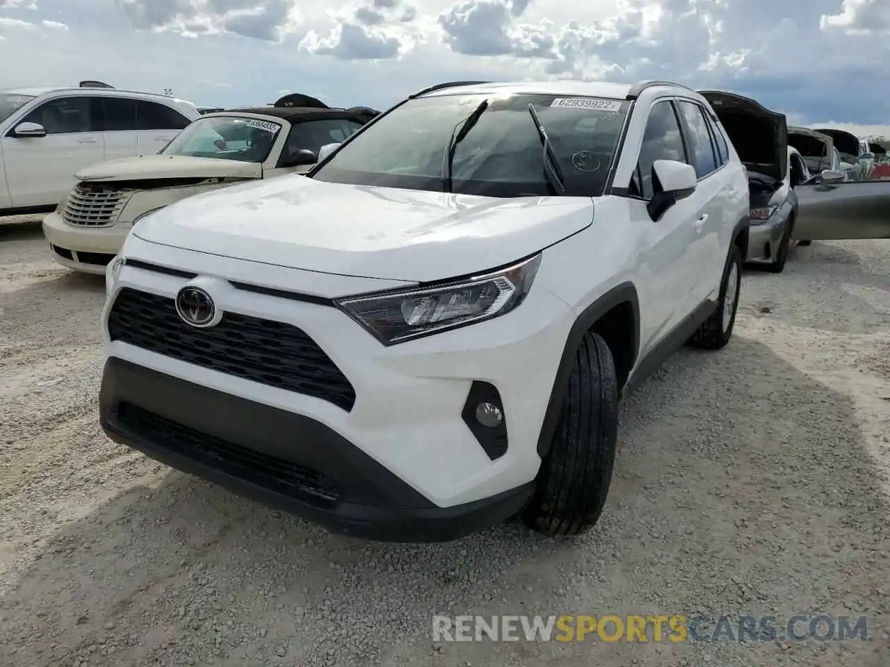 2 Photograph of a damaged car 2T3W1RFV4MC138254 TOYOTA RAV4 2021