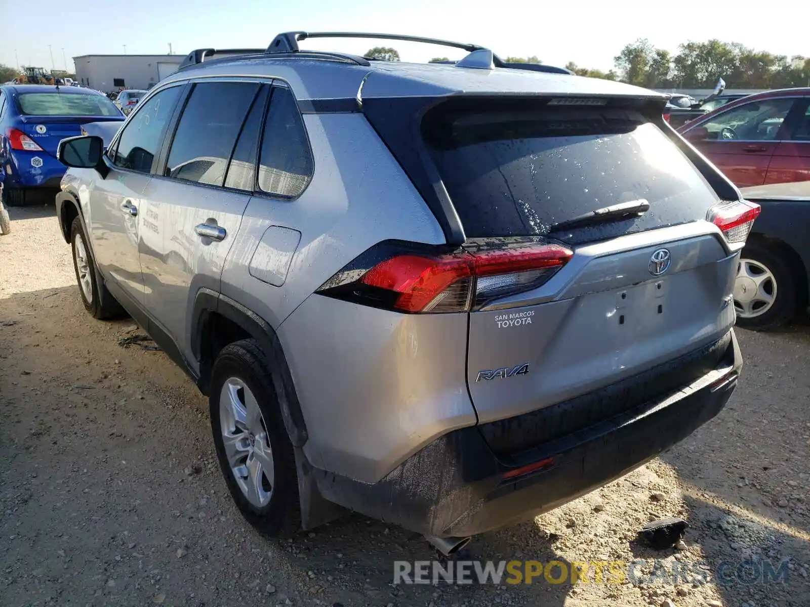 3 Photograph of a damaged car 2T3W1RFV4MC143454 TOYOTA RAV4 2021