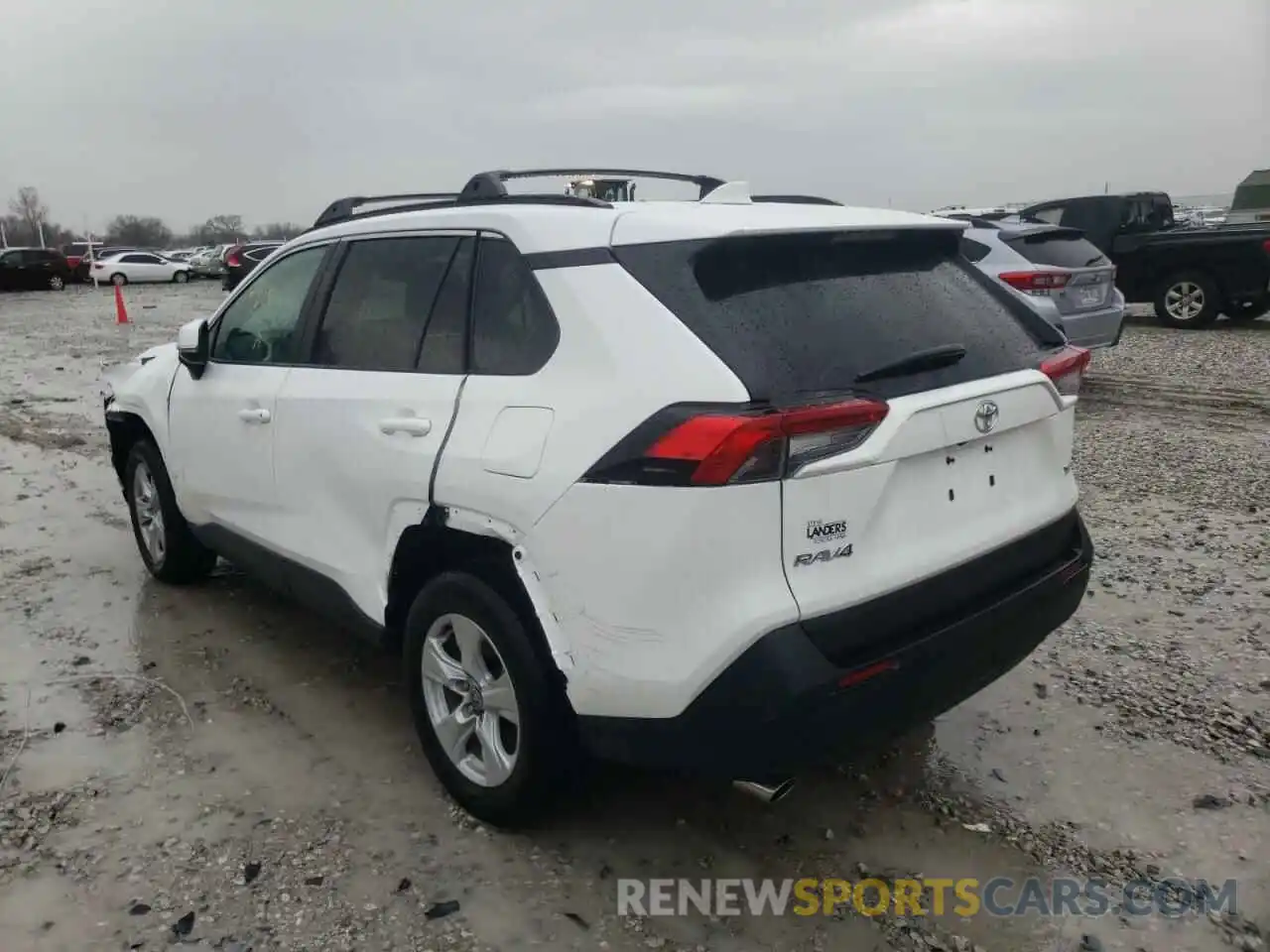 3 Photograph of a damaged car 2T3W1RFV4MC145768 TOYOTA RAV4 2021