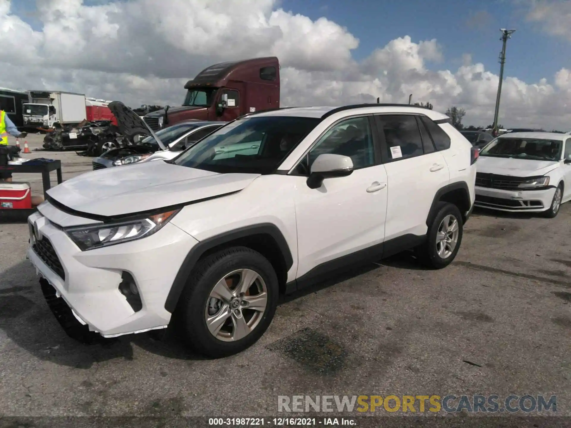 2 Photograph of a damaged car 2T3W1RFV4MC152574 TOYOTA RAV4 2021