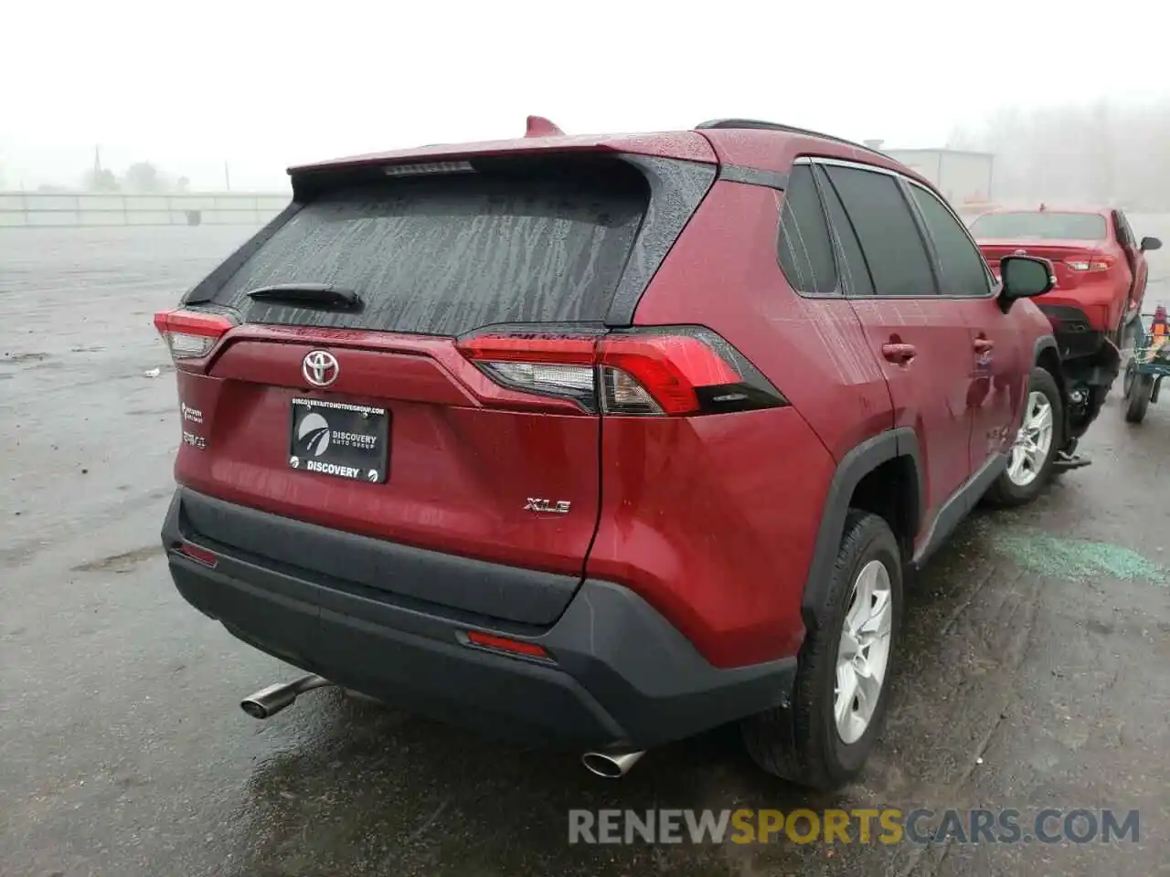 4 Photograph of a damaged car 2T3W1RFV4MW107164 TOYOTA RAV4 2021