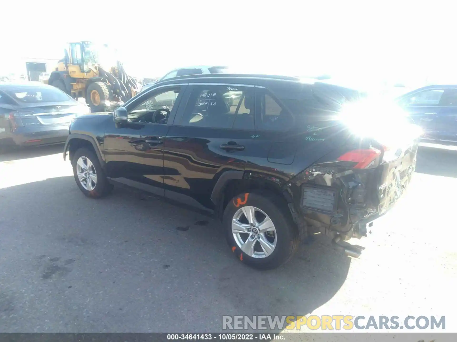 3 Photograph of a damaged car 2T3W1RFV4MW112445 TOYOTA RAV4 2021