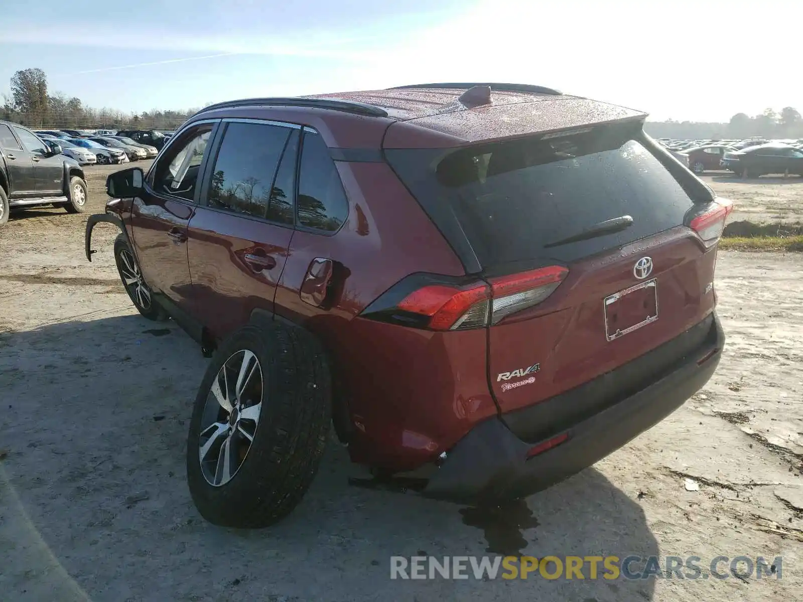 3 Photograph of a damaged car 2T3W1RFV4MW114146 TOYOTA RAV4 2021