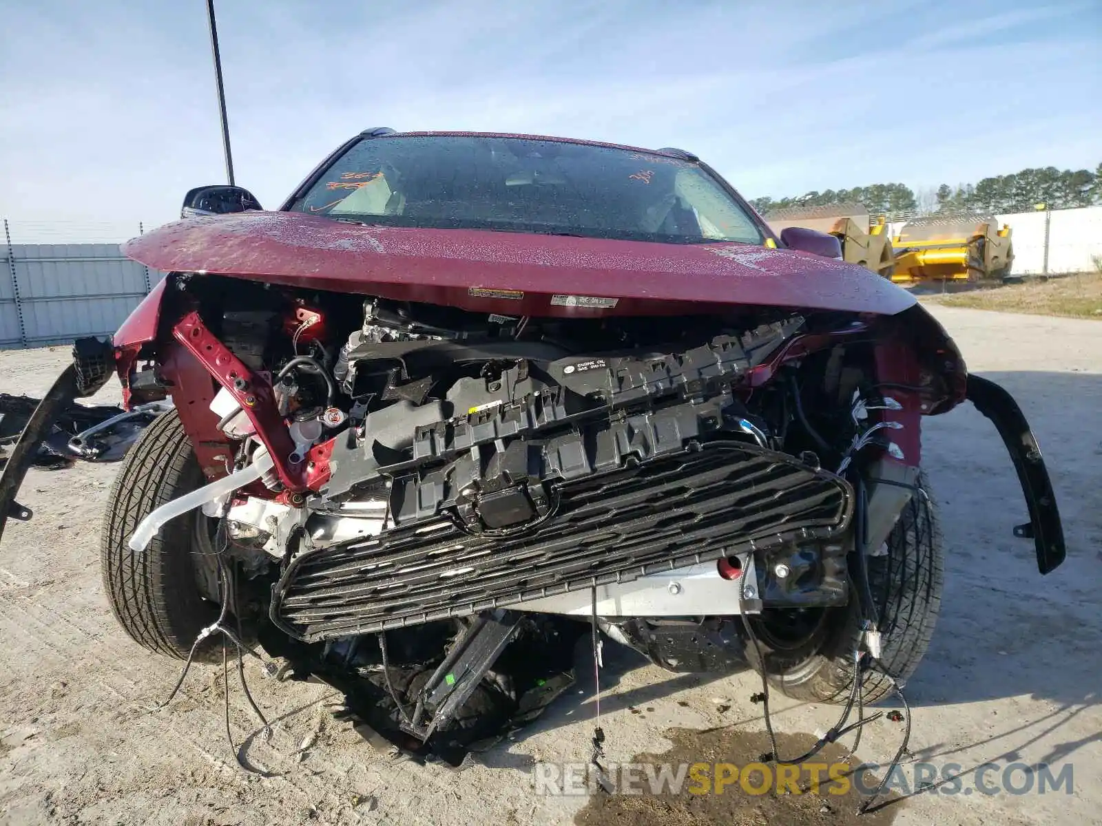 9 Photograph of a damaged car 2T3W1RFV4MW114146 TOYOTA RAV4 2021