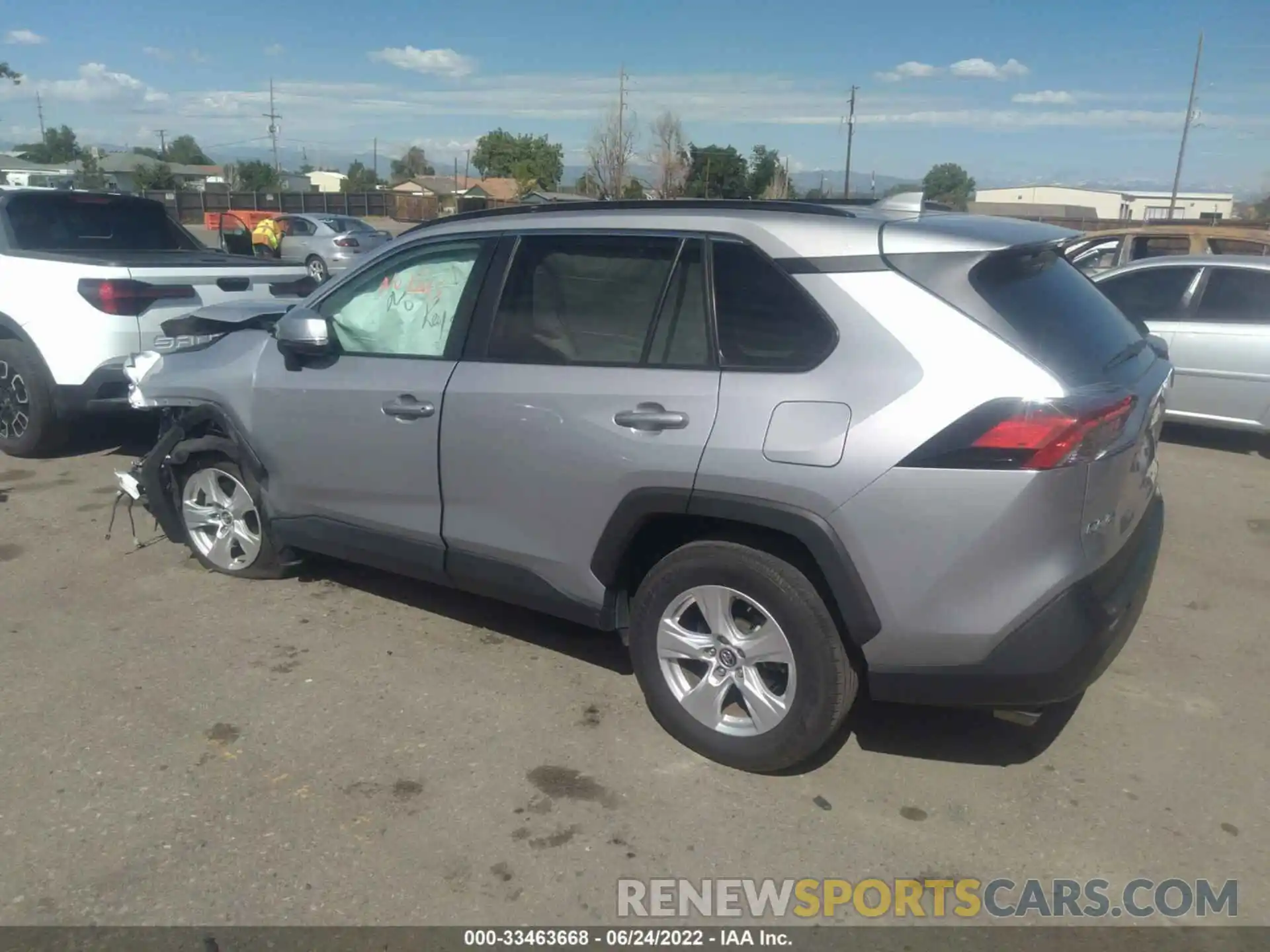 3 Photograph of a damaged car 2T3W1RFV4MW118102 TOYOTA RAV4 2021