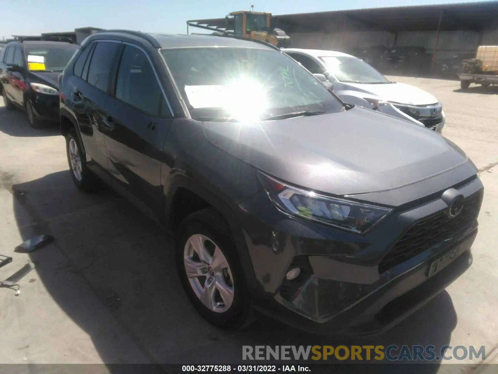 1 Photograph of a damaged car 2T3W1RFV4MW120349 TOYOTA RAV4 2021