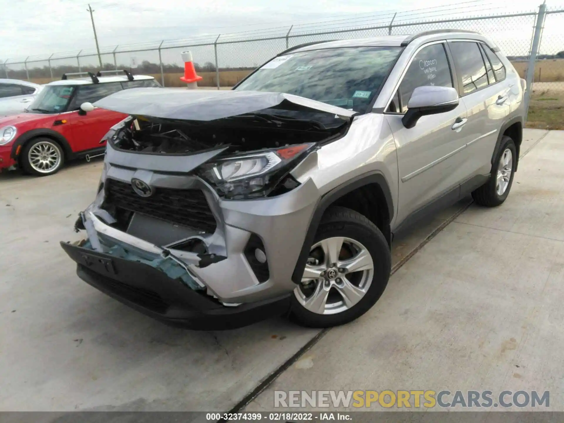 2 Photograph of a damaged car 2T3W1RFV4MW138608 TOYOTA RAV4 2021