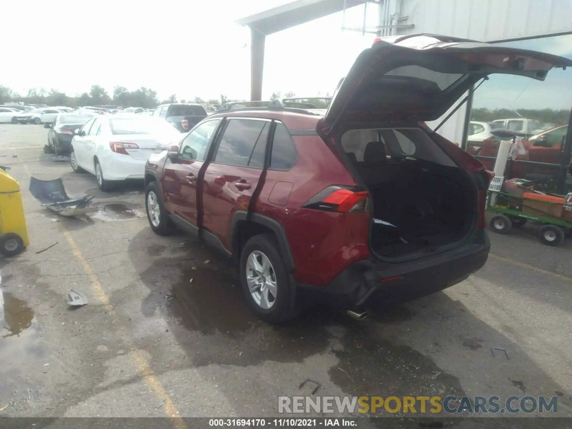 3 Photograph of a damaged car 2T3W1RFV4MW139337 TOYOTA RAV4 2021