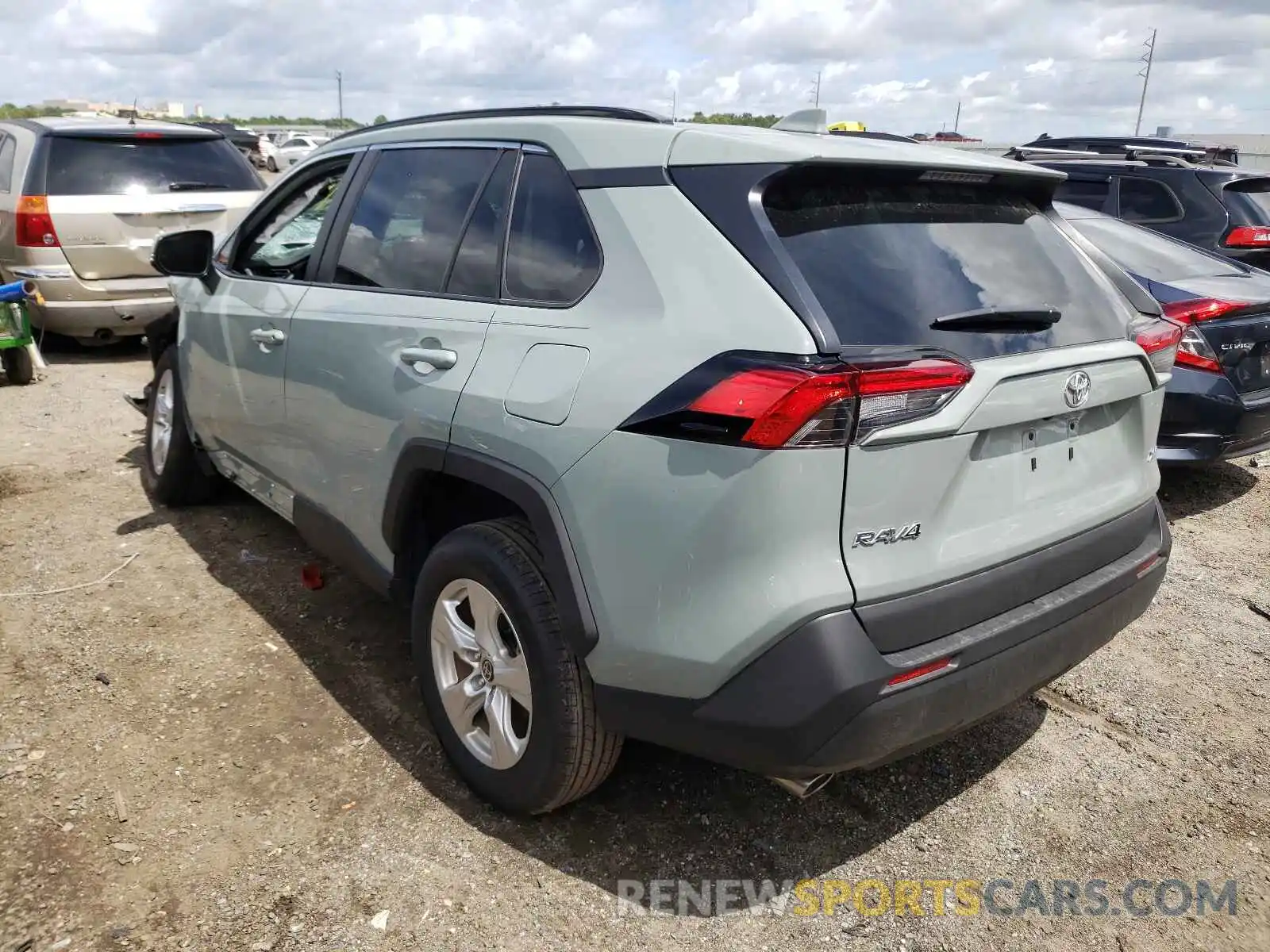 3 Photograph of a damaged car 2T3W1RFV4MW147373 TOYOTA RAV4 2021