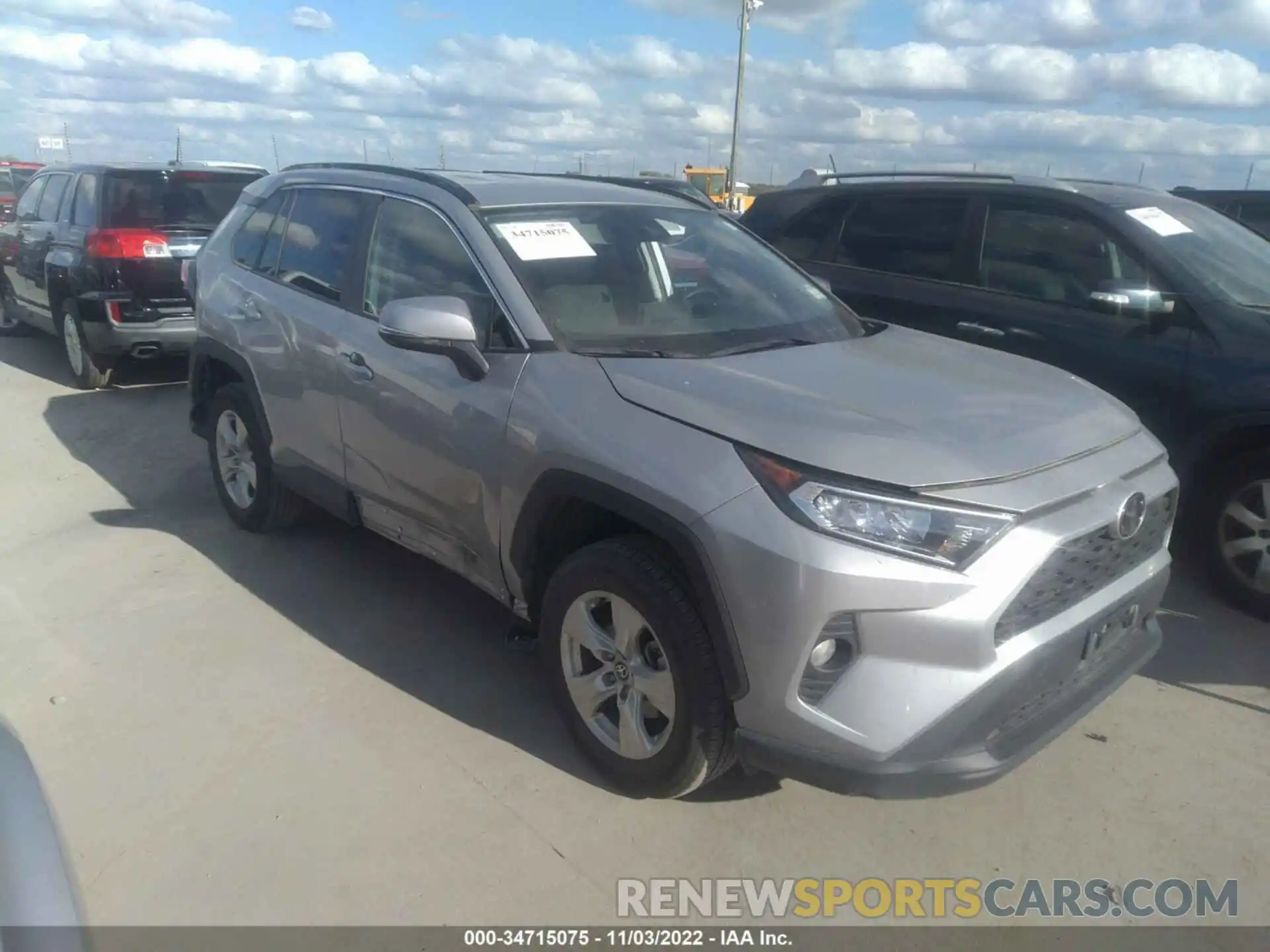 1 Photograph of a damaged car 2T3W1RFV4MW150287 TOYOTA RAV4 2021