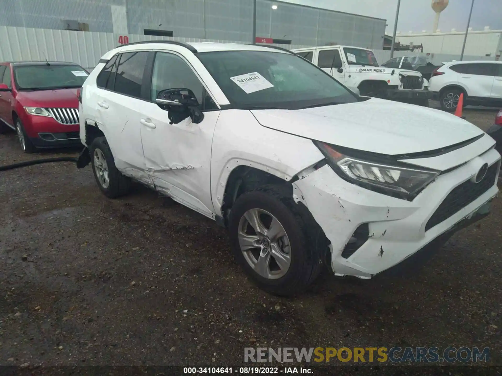 1 Photograph of a damaged car 2T3W1RFV4MW159412 TOYOTA RAV4 2021