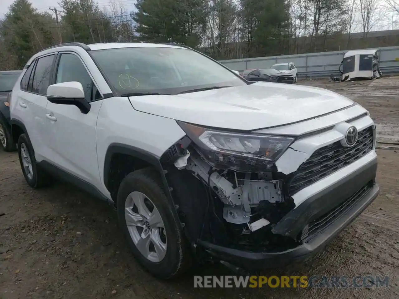 1 Photograph of a damaged car 2T3W1RFV4MW162732 TOYOTA RAV4 2021