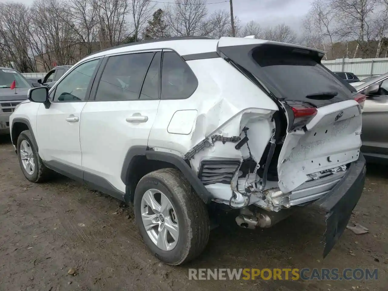 3 Photograph of a damaged car 2T3W1RFV4MW162732 TOYOTA RAV4 2021