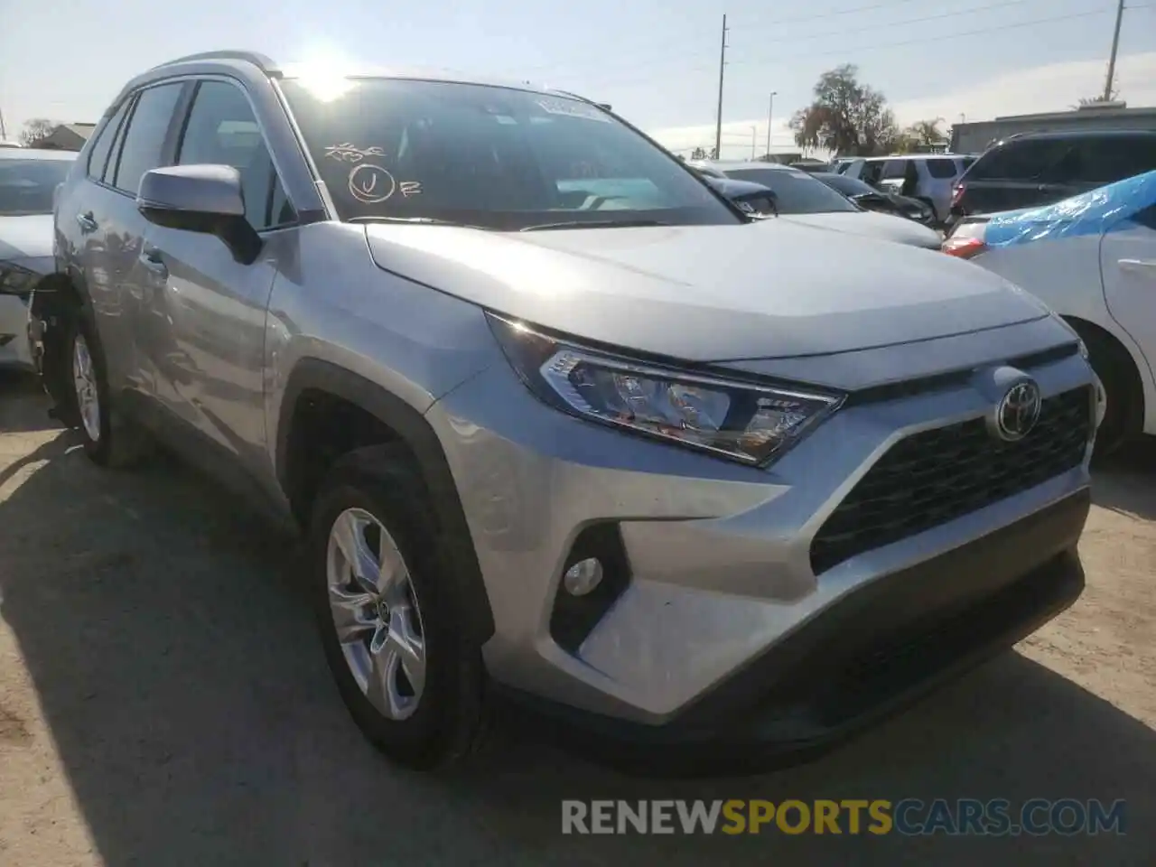 1 Photograph of a damaged car 2T3W1RFV4MW167834 TOYOTA RAV4 2021