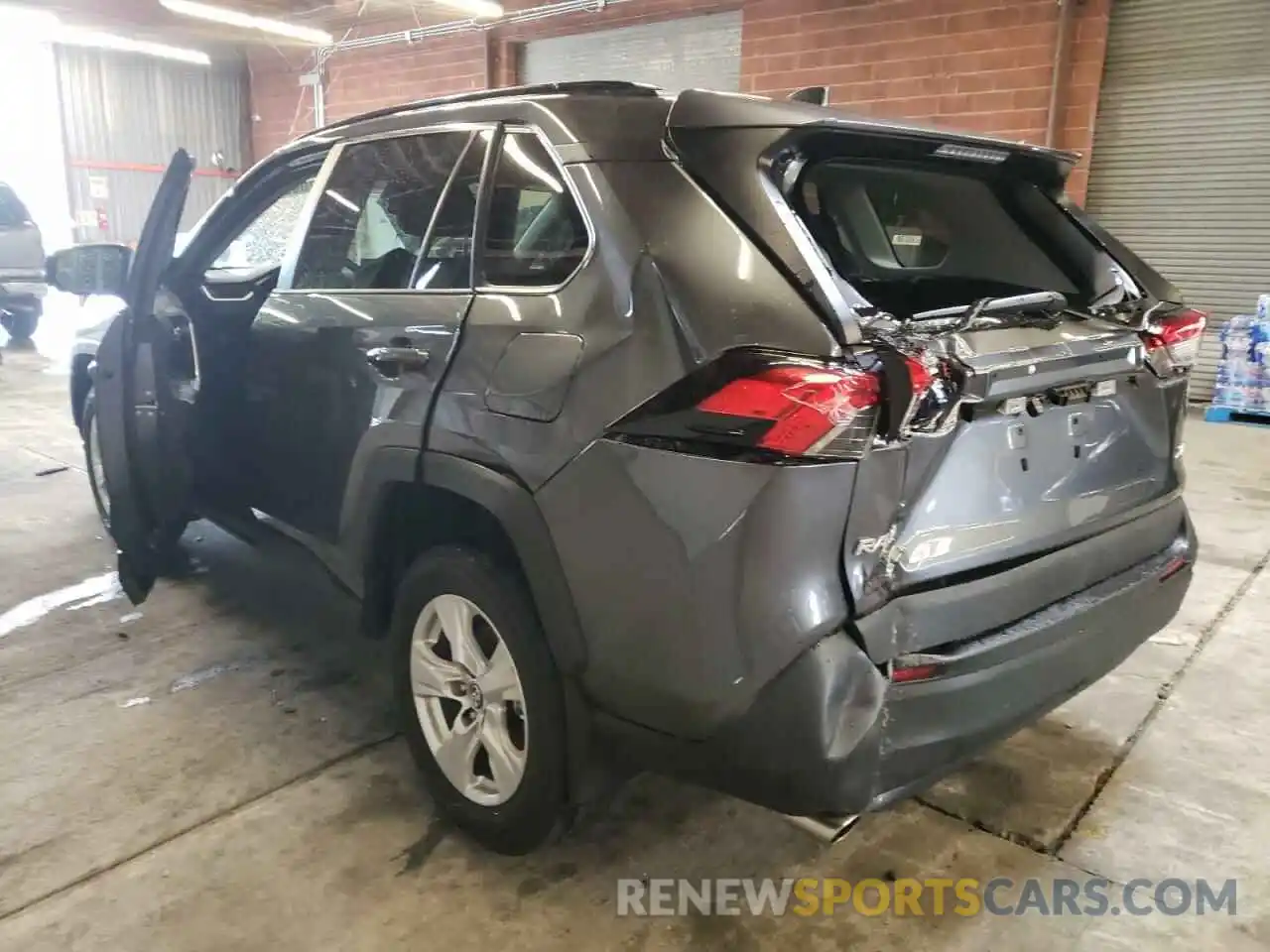 3 Photograph of a damaged car 2T3W1RFV5MC097973 TOYOTA RAV4 2021