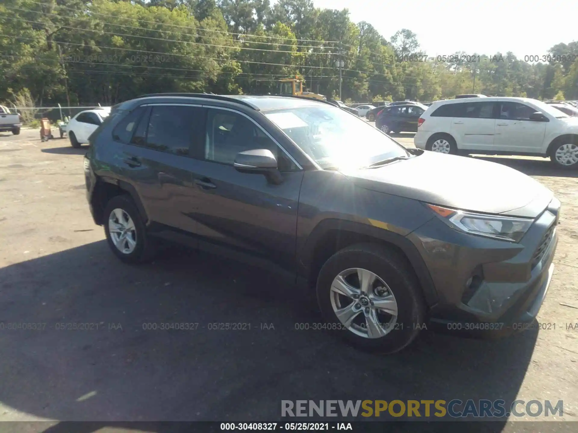 1 Photograph of a damaged car 2T3W1RFV5MC099514 TOYOTA RAV4 2021