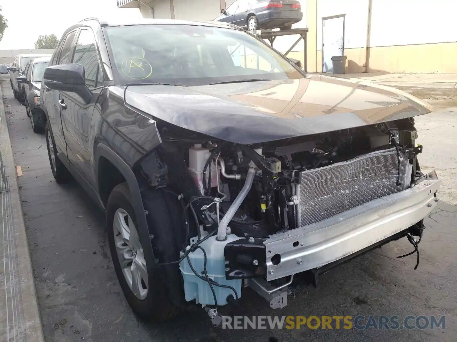 1 Photograph of a damaged car 2T3W1RFV5MC106865 TOYOTA RAV4 2021