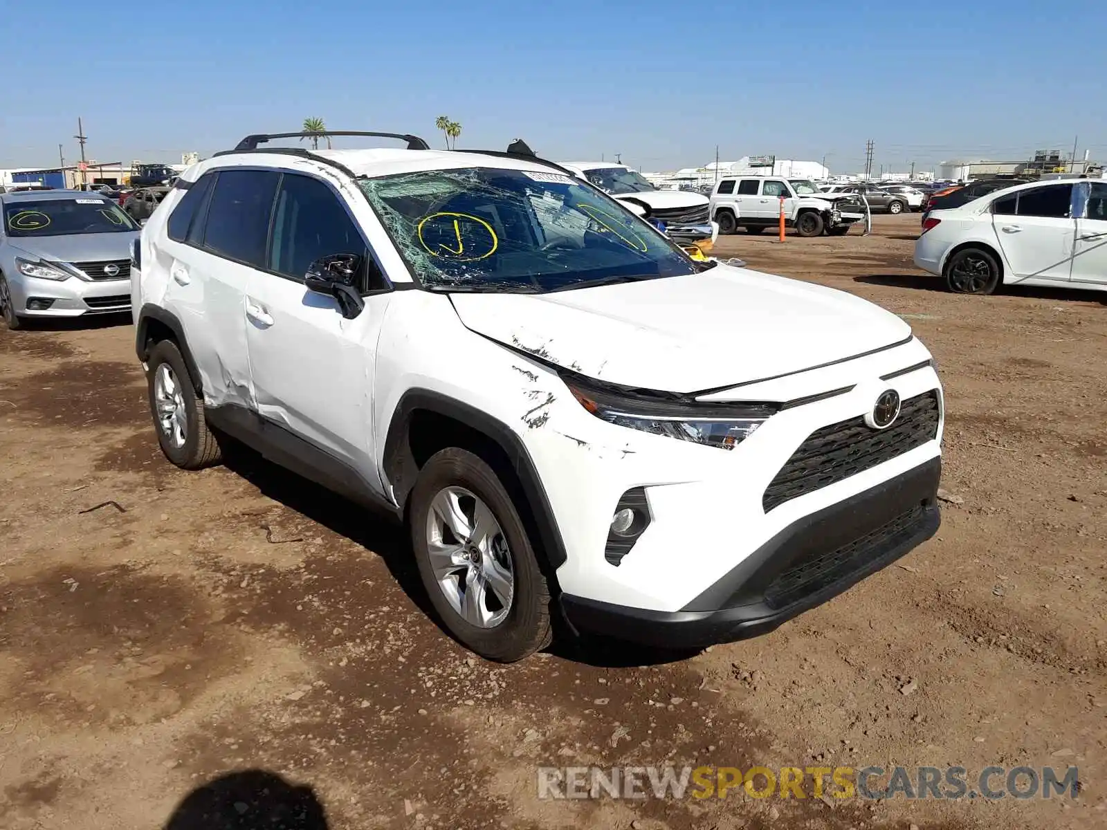 1 Photograph of a damaged car 2T3W1RFV5MC122774 TOYOTA RAV4 2021