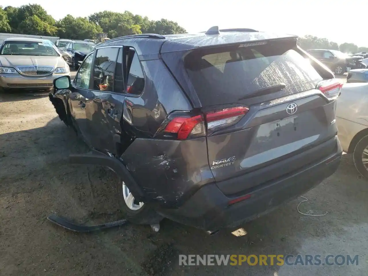 3 Photograph of a damaged car 2T3W1RFV5MC123701 TOYOTA RAV4 2021