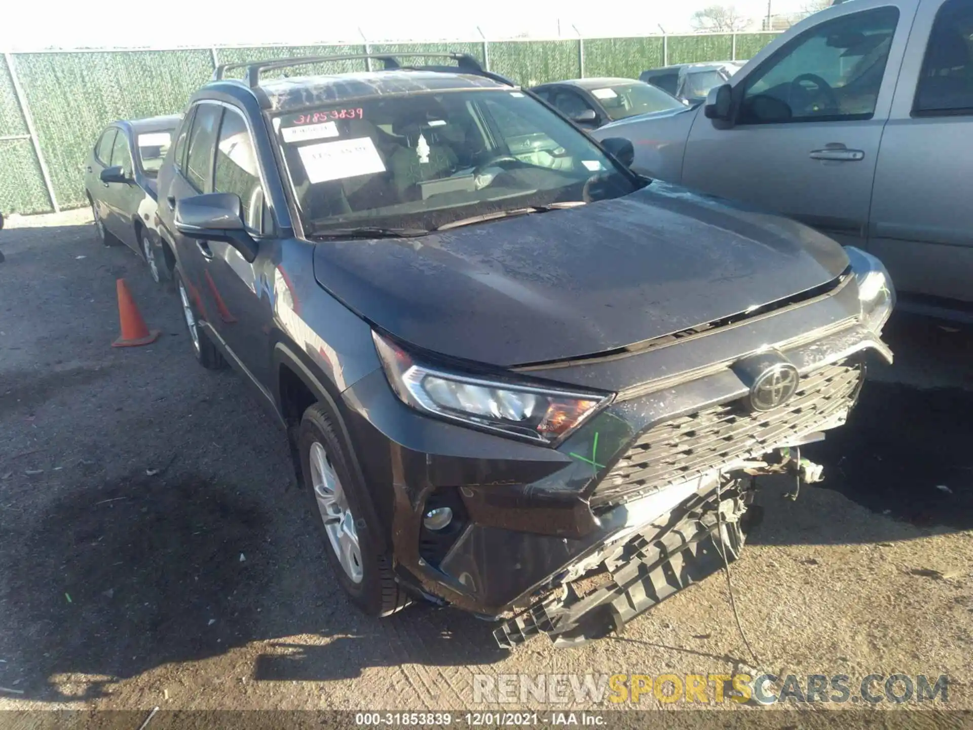 1 Photograph of a damaged car 2T3W1RFV5MC133709 TOYOTA RAV4 2021