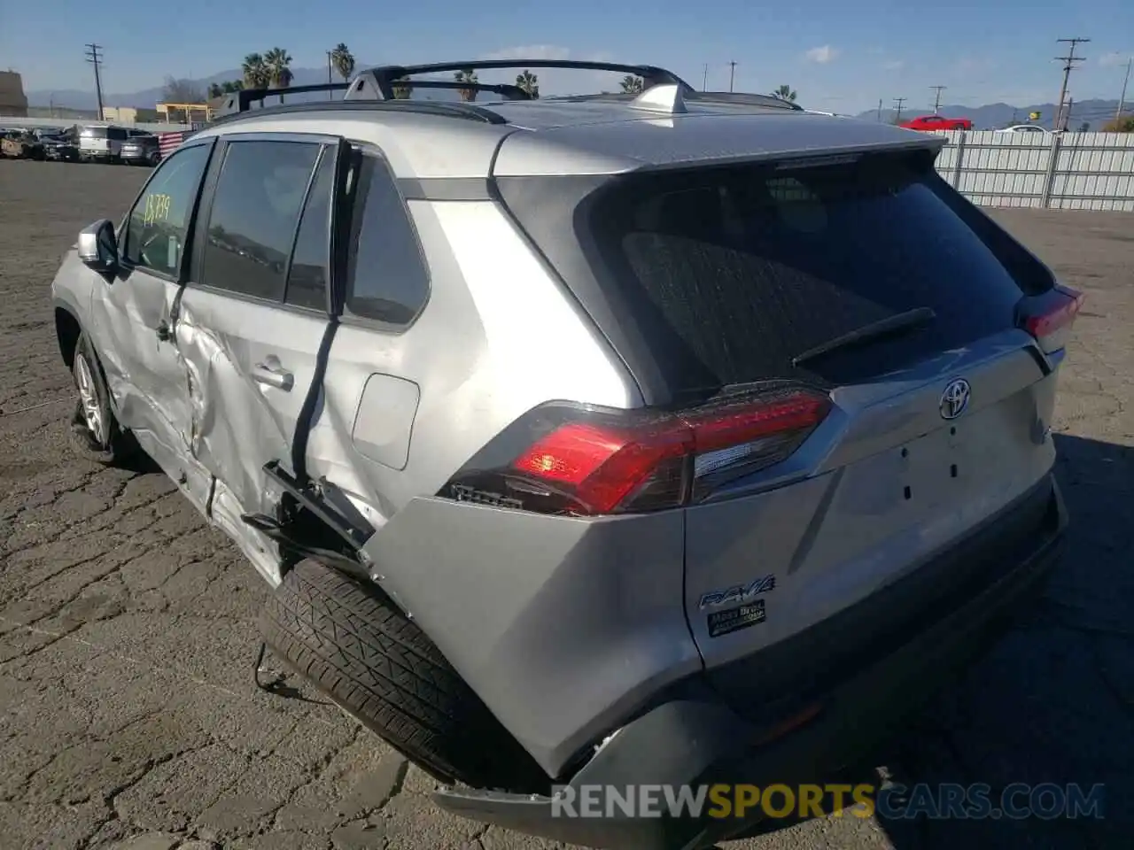 3 Photograph of a damaged car 2T3W1RFV5MW109201 TOYOTA RAV4 2021