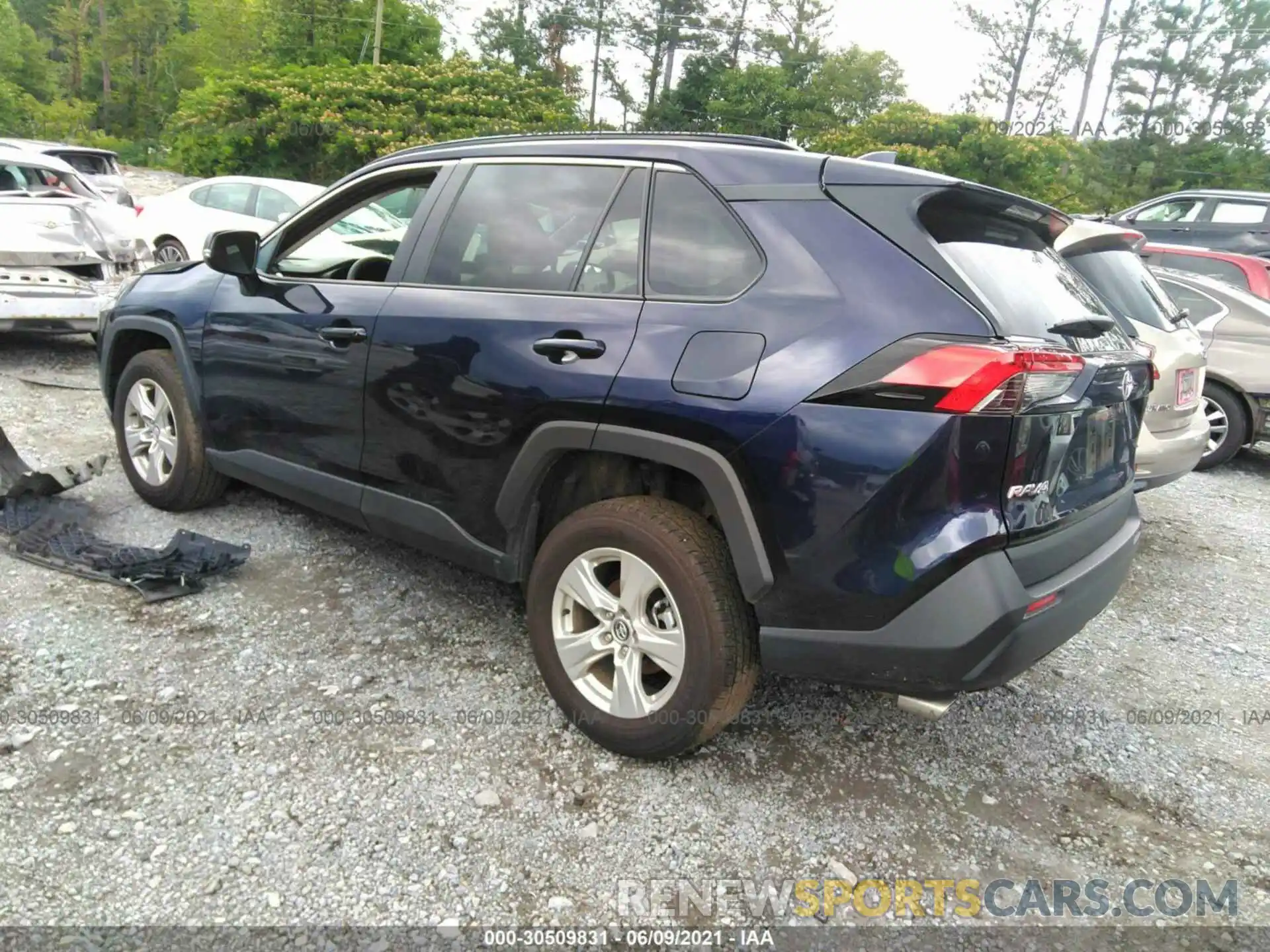 3 Photograph of a damaged car 2T3W1RFV5MW110218 TOYOTA RAV4 2021