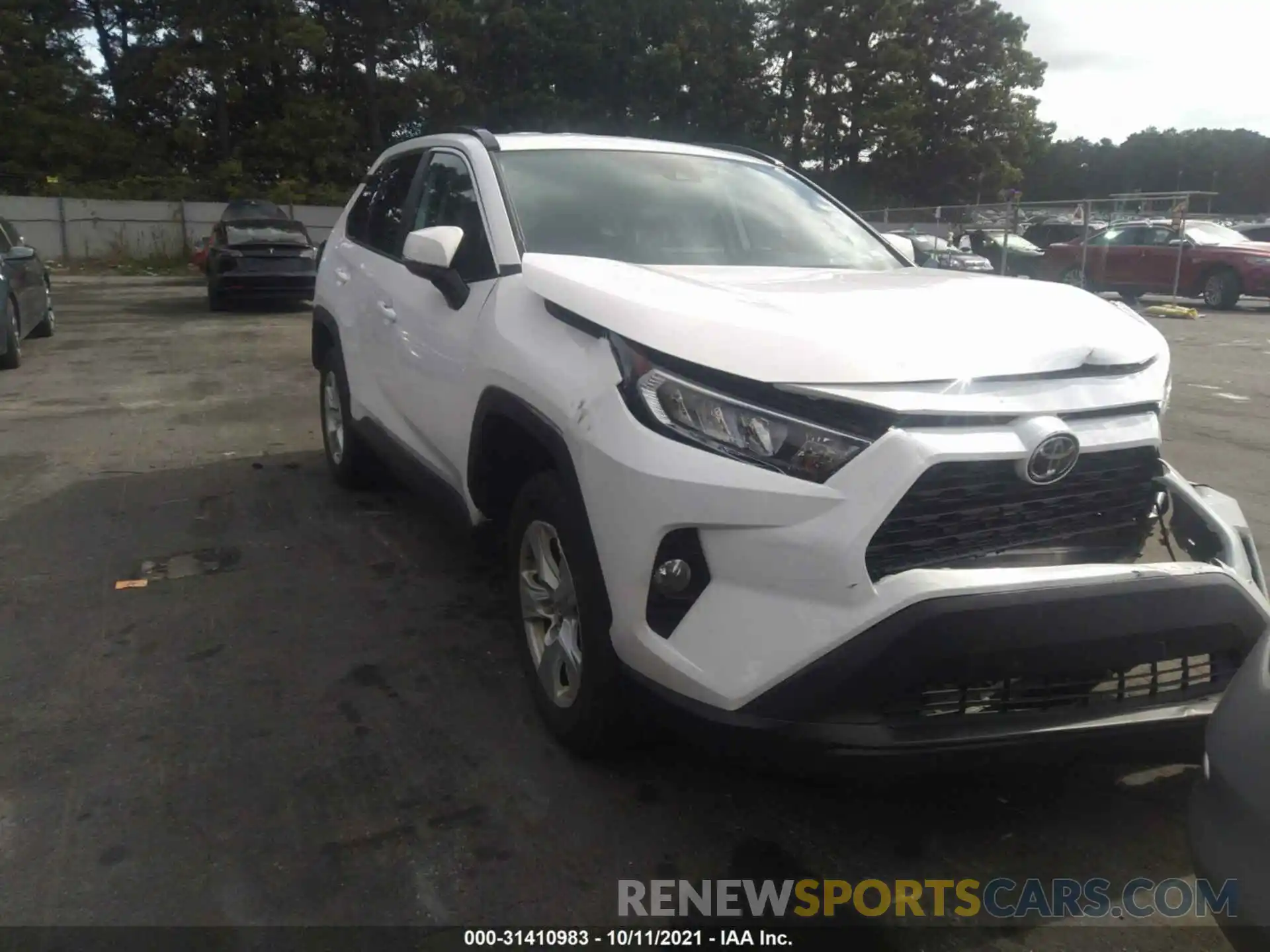 1 Photograph of a damaged car 2T3W1RFV5MW112017 TOYOTA RAV4 2021