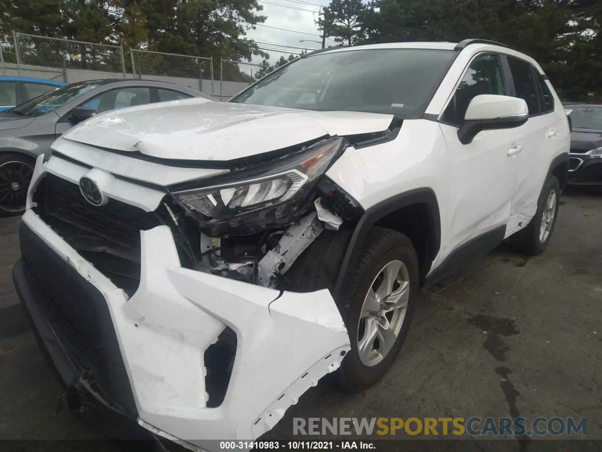 6 Photograph of a damaged car 2T3W1RFV5MW112017 TOYOTA RAV4 2021