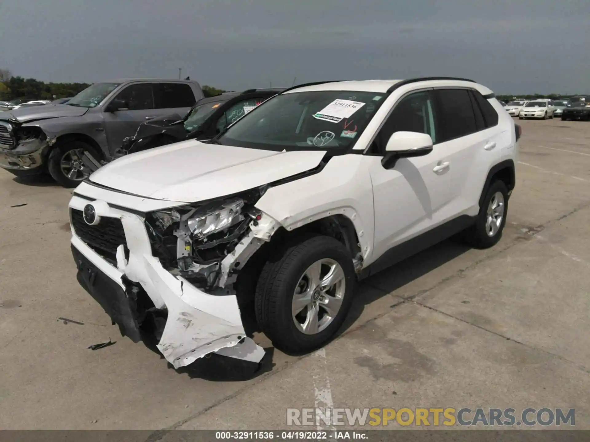 2 Photograph of a damaged car 2T3W1RFV5MW112907 TOYOTA RAV4 2021