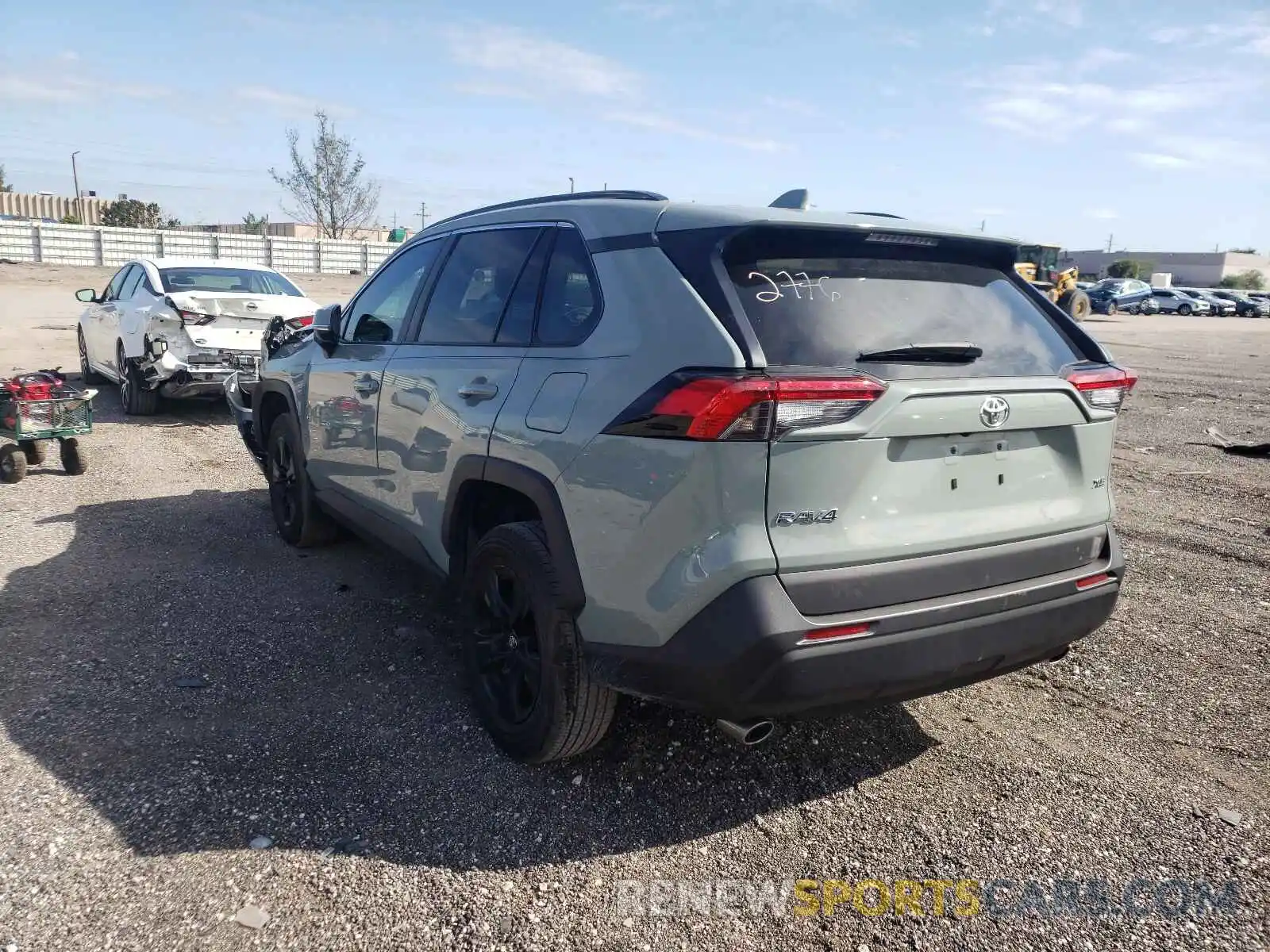 3 Photograph of a damaged car 2T3W1RFV5MW115421 TOYOTA RAV4 2021