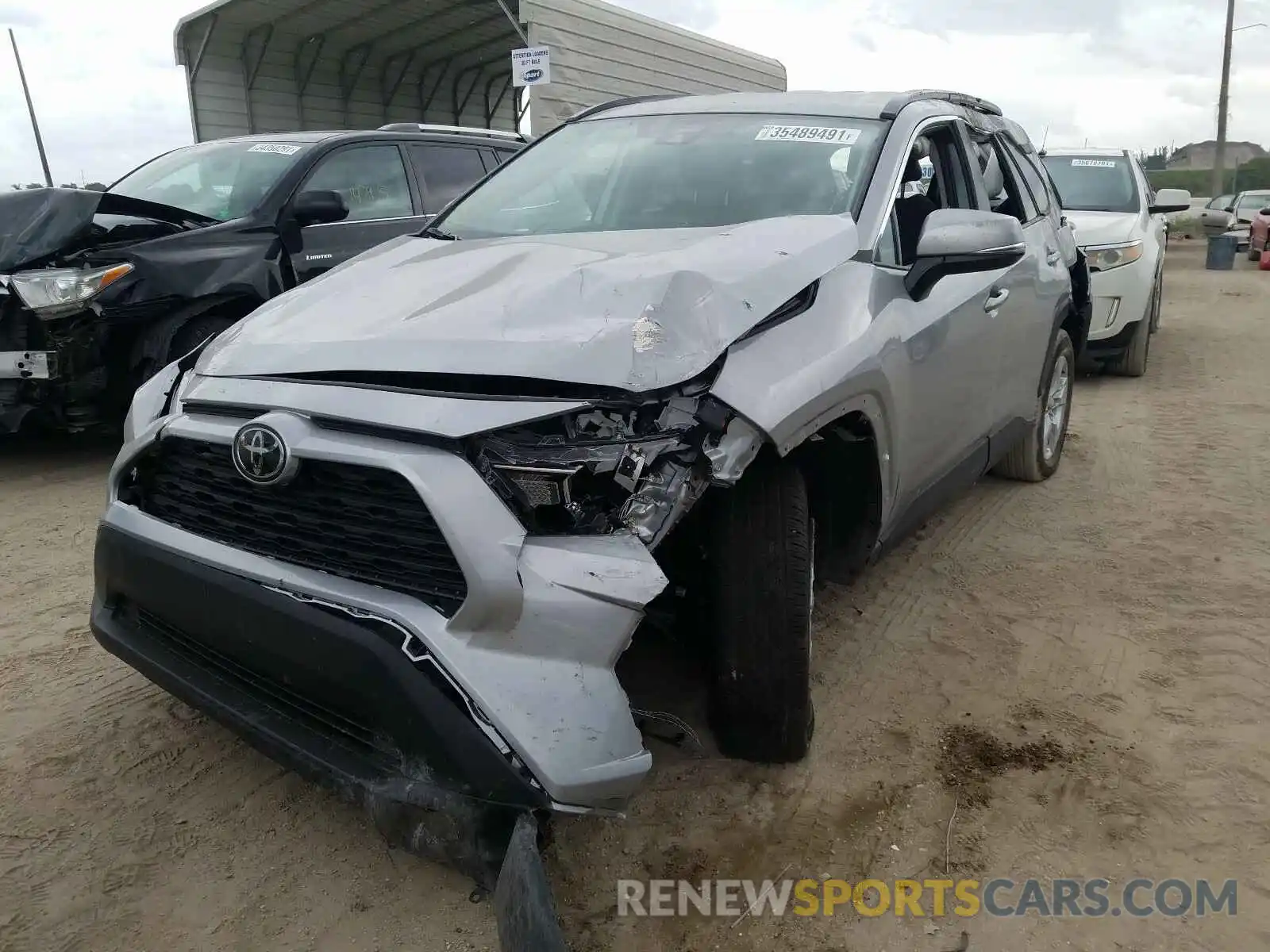 9 Photograph of a damaged car 2T3W1RFV5MW126824 TOYOTA RAV4 2021