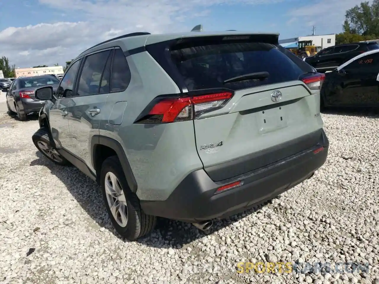 3 Photograph of a damaged car 2T3W1RFV5MW128377 TOYOTA RAV4 2021