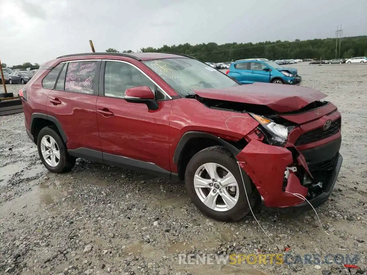 1 Photograph of a damaged car 2T3W1RFV5MW141744 TOYOTA RAV4 2021