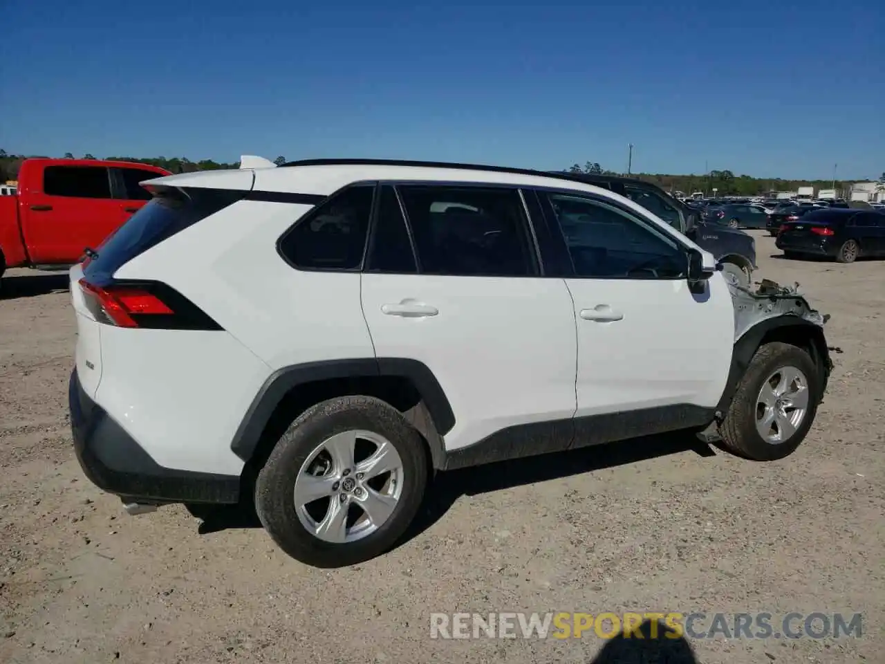 3 Photograph of a damaged car 2T3W1RFV5MW149990 TOYOTA RAV4 2021