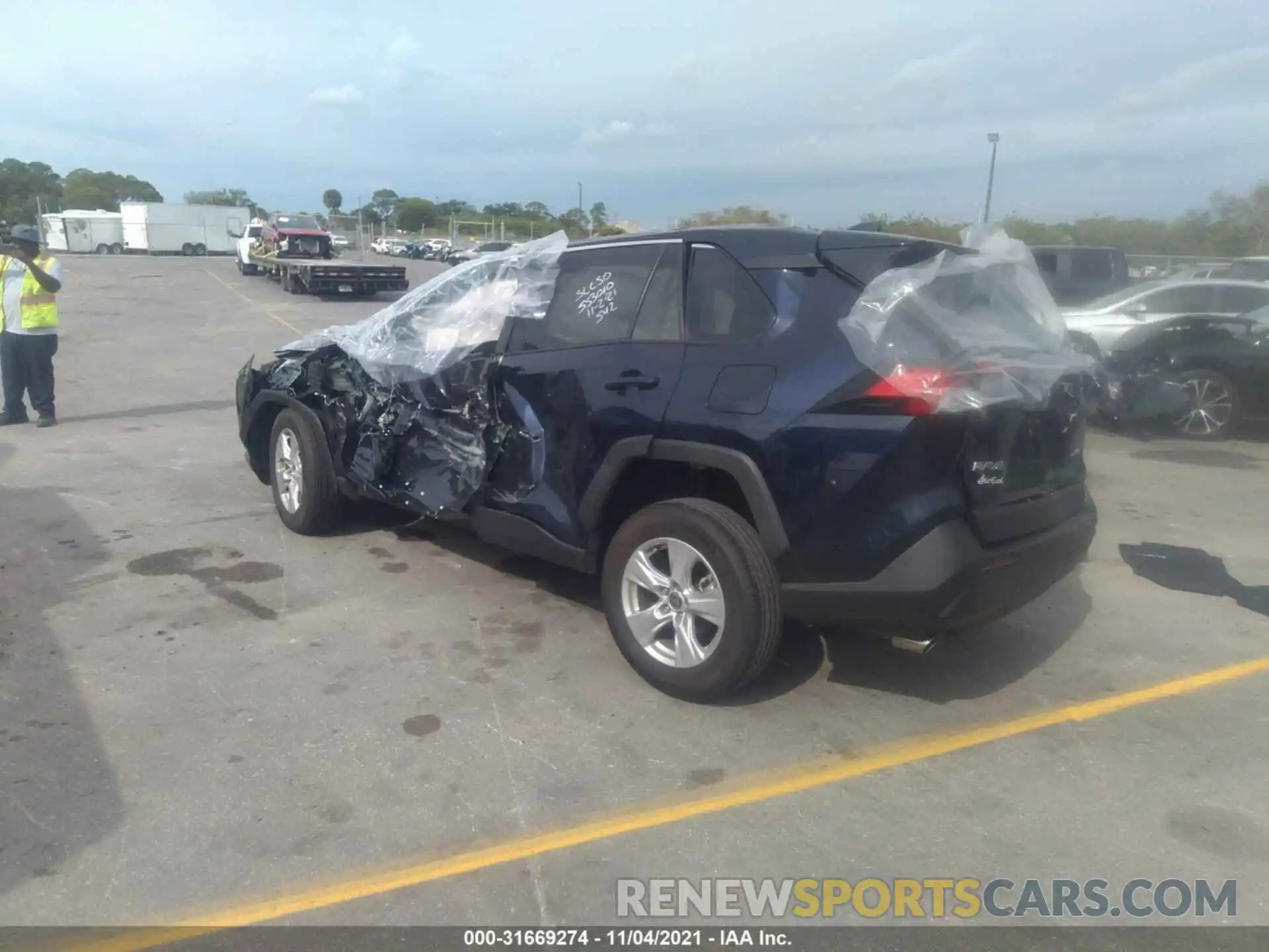 3 Photograph of a damaged car 2T3W1RFV5MW157619 TOYOTA RAV4 2021