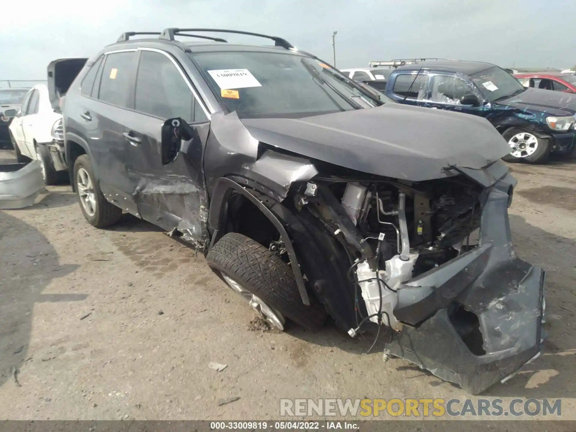 1 Photograph of a damaged car 2T3W1RFV5MW166952 TOYOTA RAV4 2021