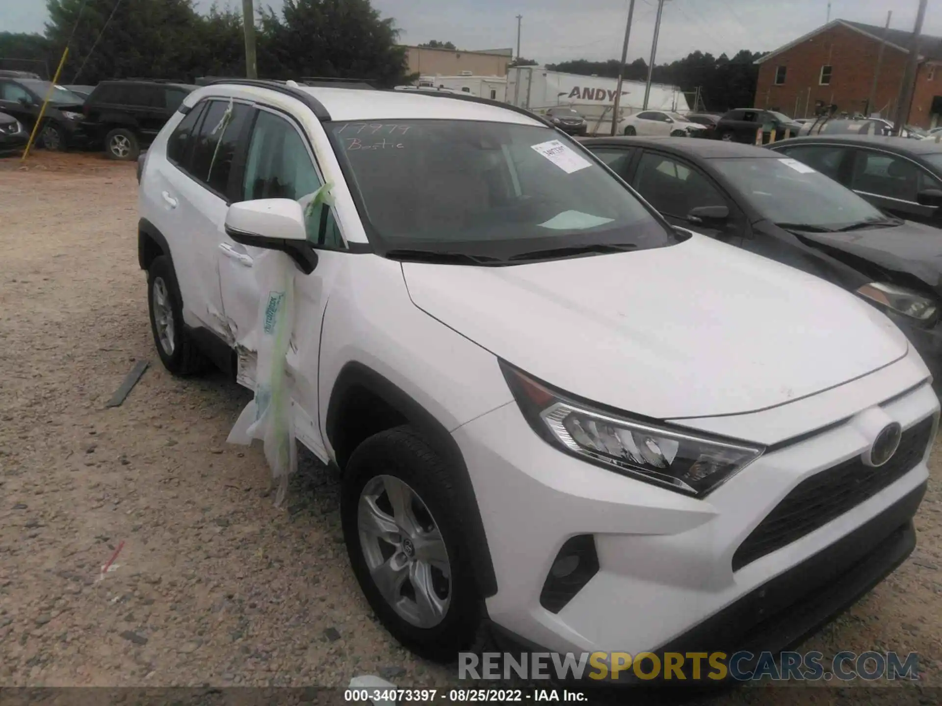 1 Photograph of a damaged car 2T3W1RFV6MC088165 TOYOTA RAV4 2021