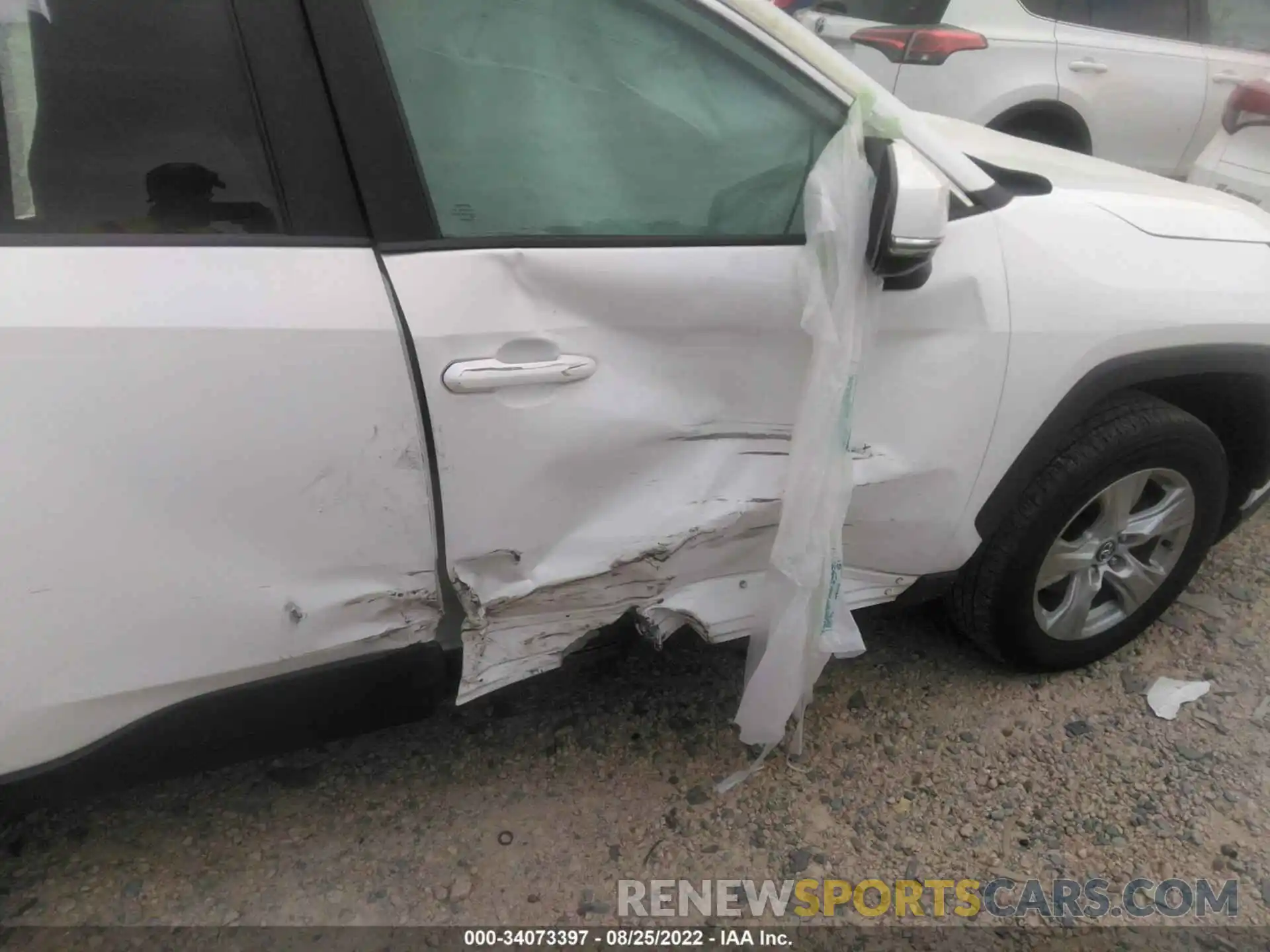 6 Photograph of a damaged car 2T3W1RFV6MC088165 TOYOTA RAV4 2021