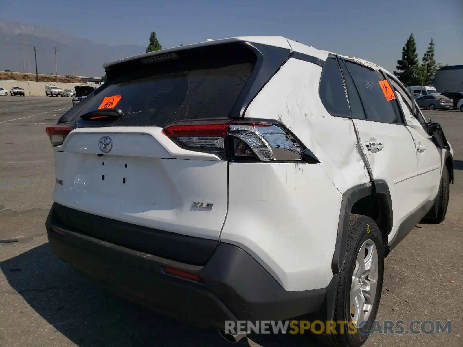 4 Photograph of a damaged car 2T3W1RFV6MC099053 TOYOTA RAV4 2021