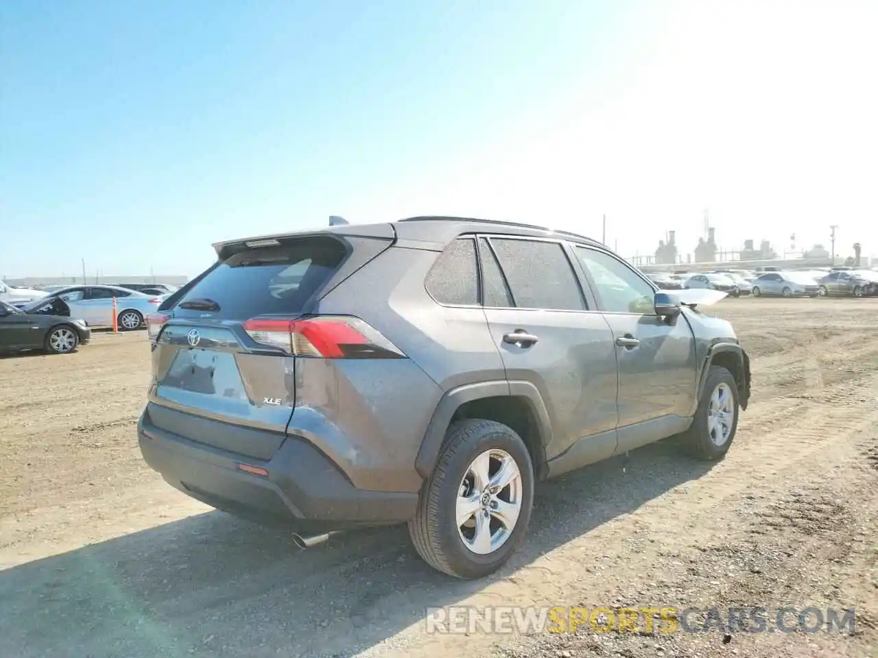 4 Photograph of a damaged car 2T3W1RFV6MC100458 TOYOTA RAV4 2021