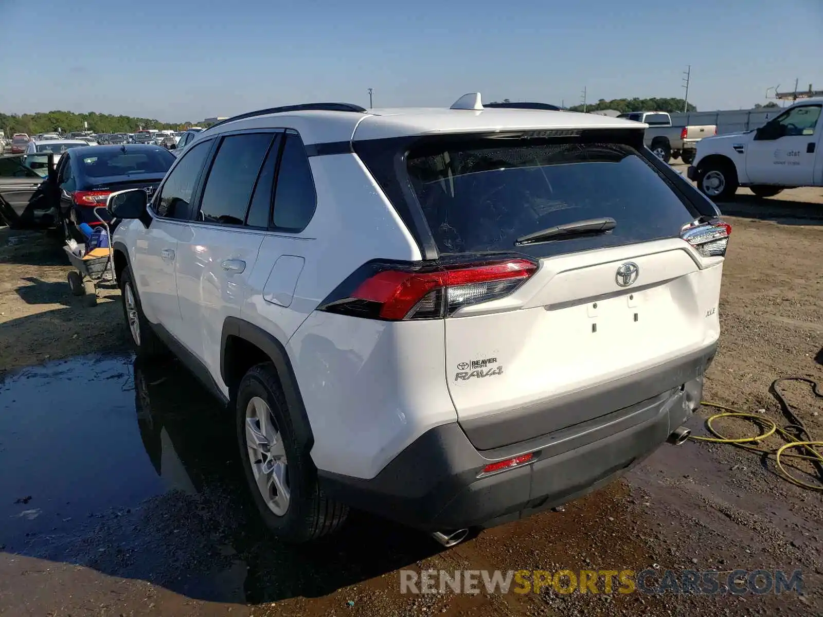 3 Photograph of a damaged car 2T3W1RFV6MC100590 TOYOTA RAV4 2021