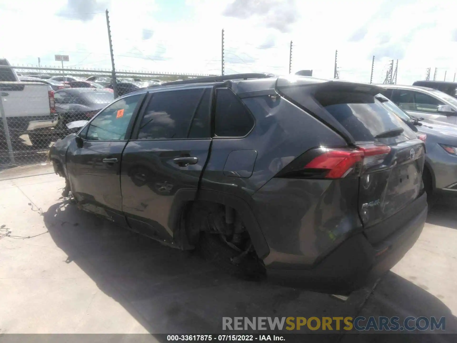 3 Photograph of a damaged car 2T3W1RFV6MC101528 TOYOTA RAV4 2021