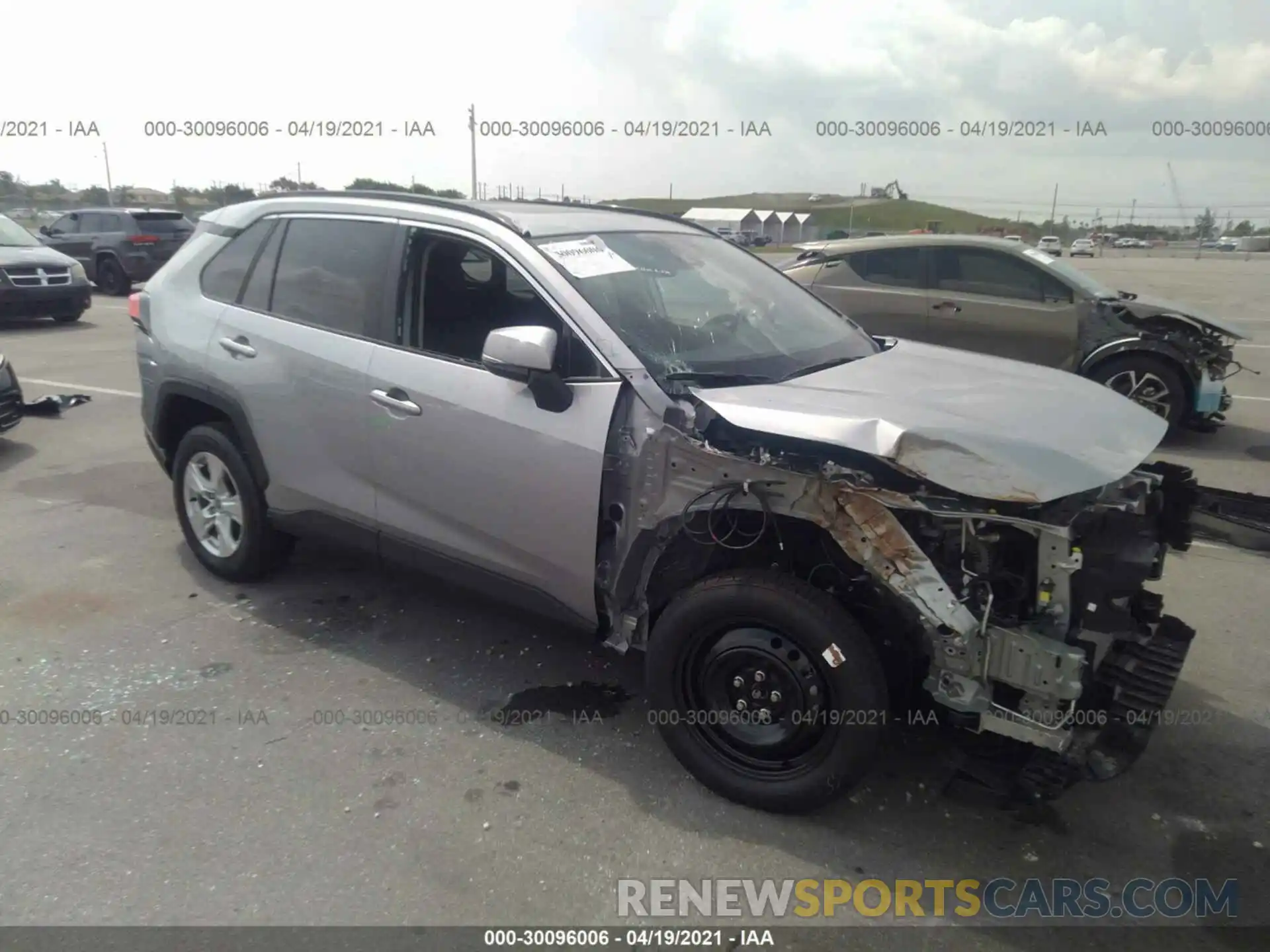 1 Photograph of a damaged car 2T3W1RFV6MC124176 TOYOTA RAV4 2021