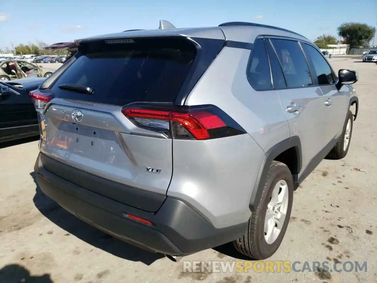 4 Photograph of a damaged car 2T3W1RFV6MC127594 TOYOTA RAV4 2021