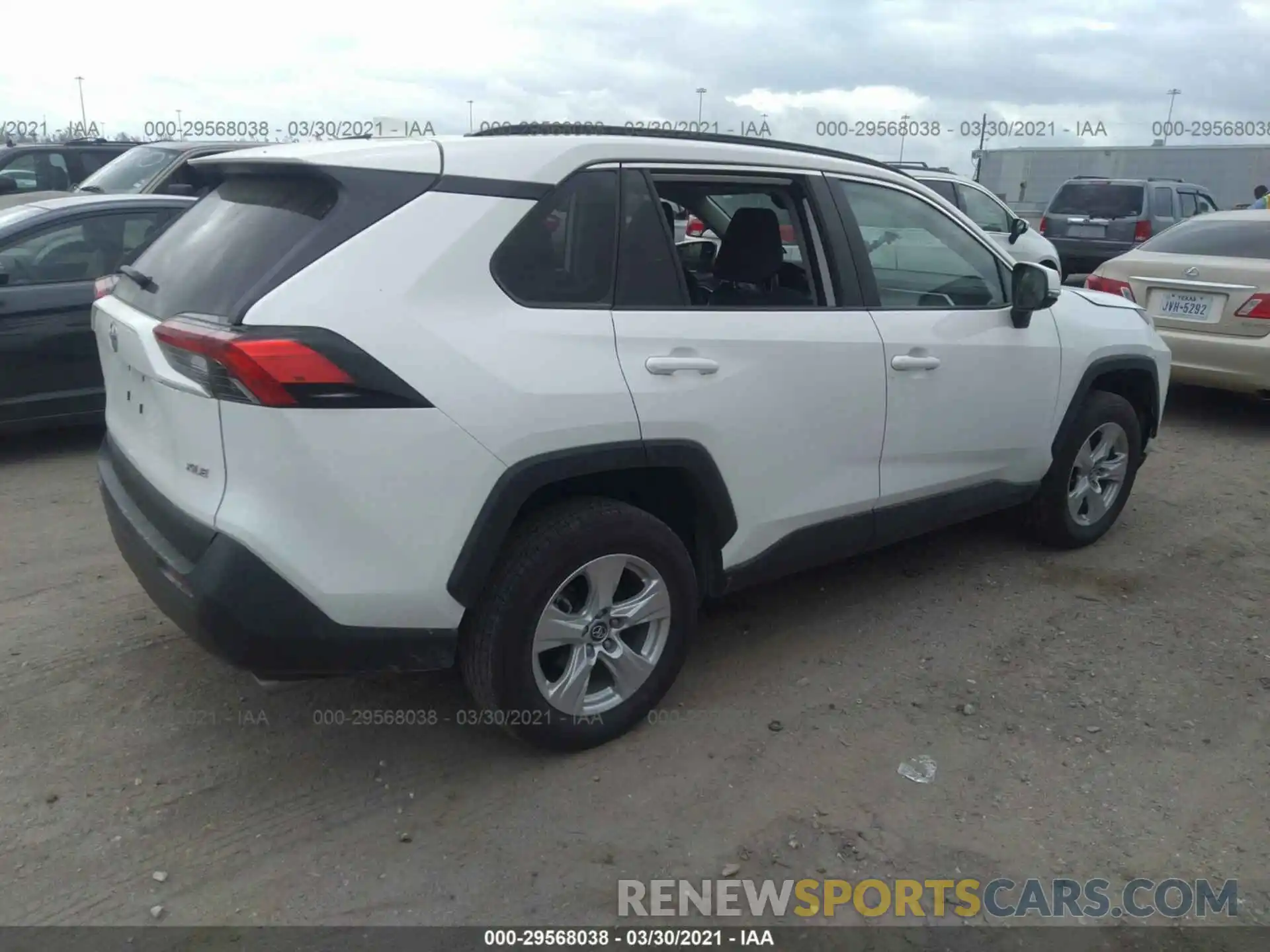 4 Фотография поврежденного автомобиля 2T3W1RFV6MW106159 TOYOTA RAV4 2021