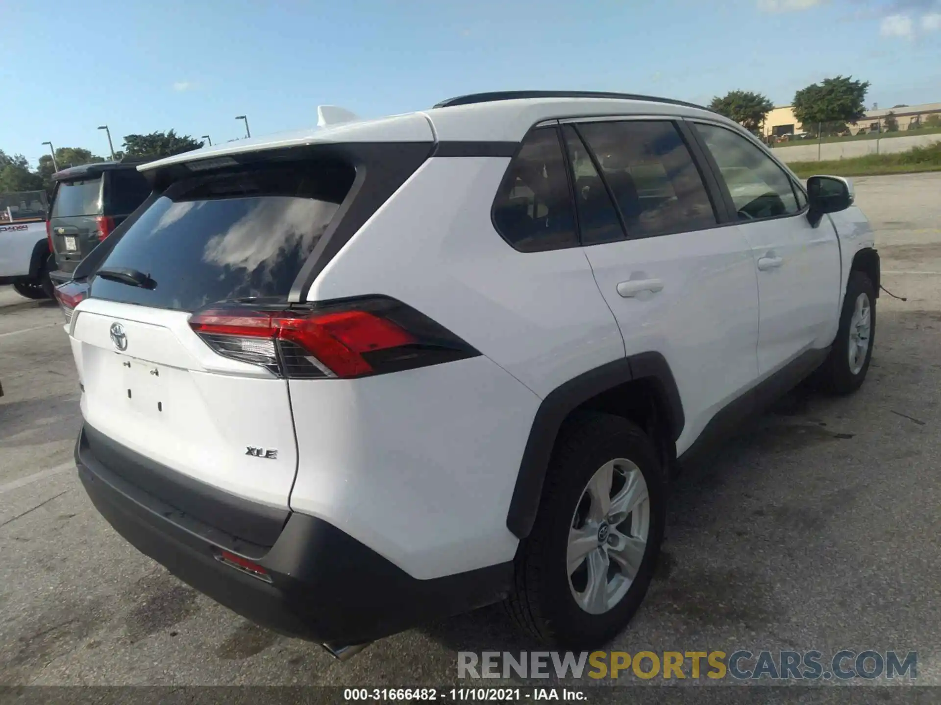 4 Photograph of a damaged car 2T3W1RFV6MW107960 TOYOTA RAV4 2021