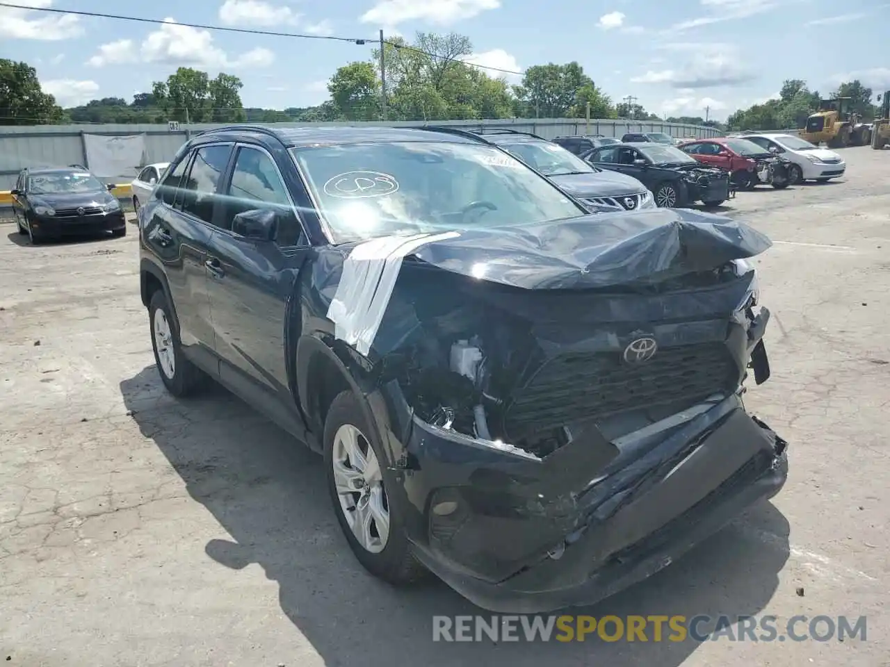 1 Photograph of a damaged car 2T3W1RFV6MW113144 TOYOTA RAV4 2021