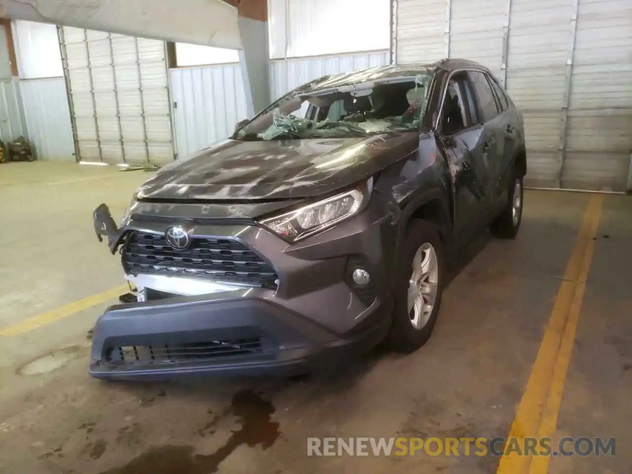 2 Photograph of a damaged car 2T3W1RFV6MW115640 TOYOTA RAV4 2021