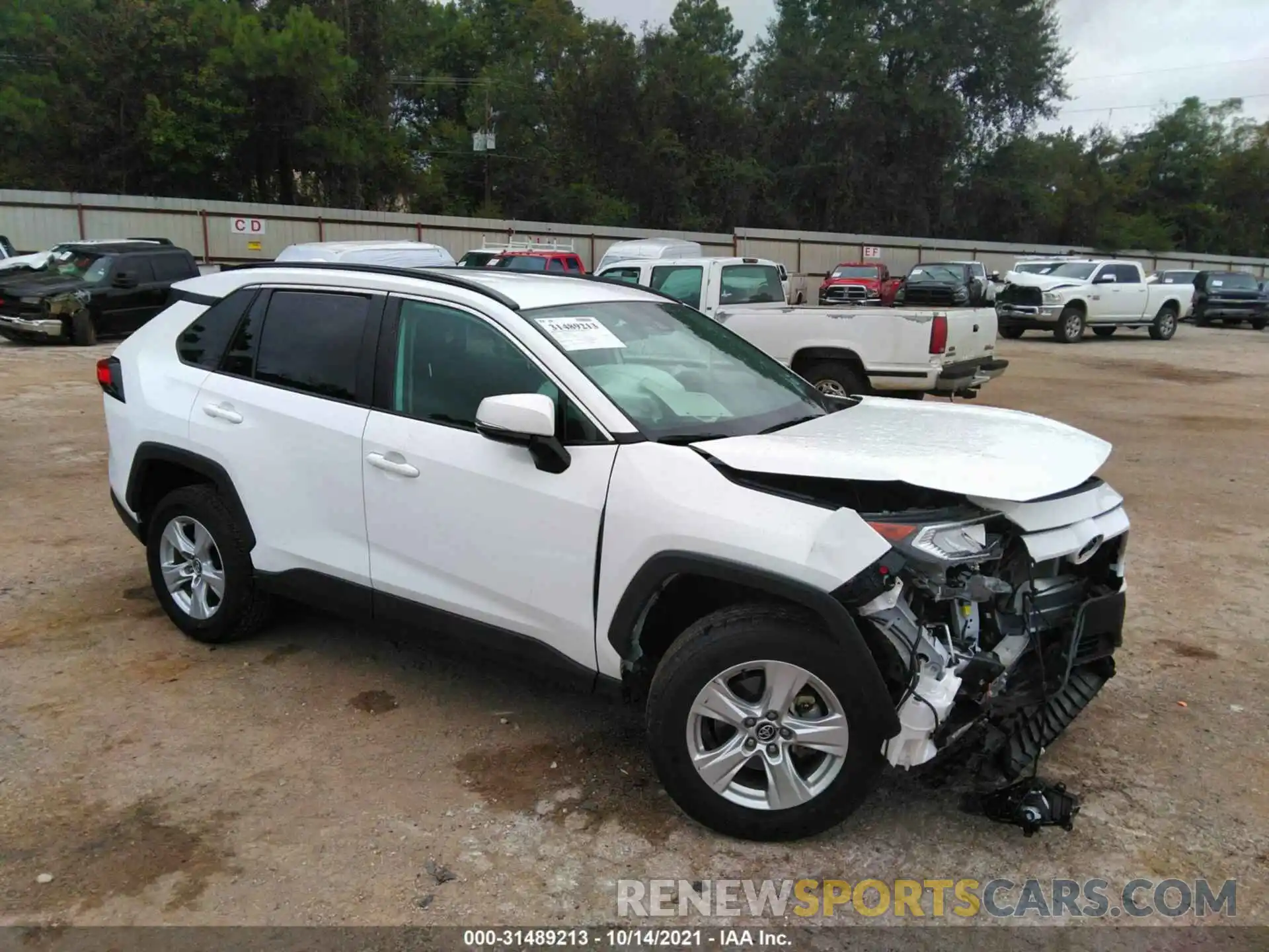 1 Photograph of a damaged car 2T3W1RFV6MW119168 TOYOTA RAV4 2021