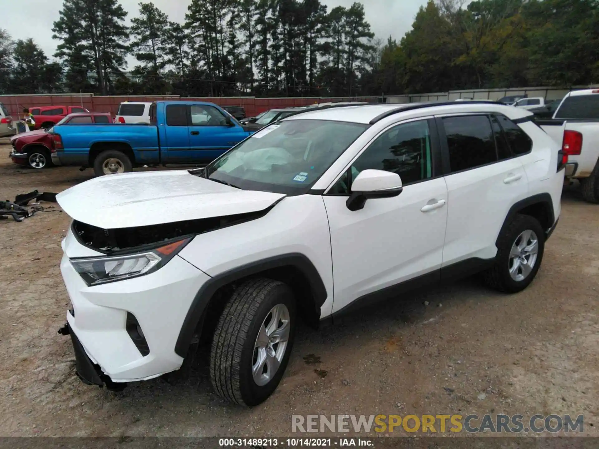 2 Photograph of a damaged car 2T3W1RFV6MW119168 TOYOTA RAV4 2021